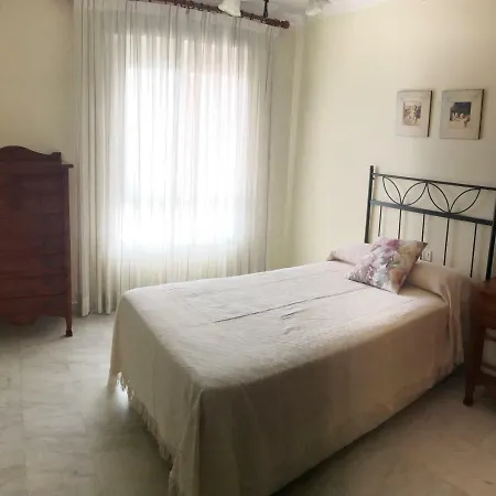 Sub-atico Con Parking En El Centro De Apartment Estepona